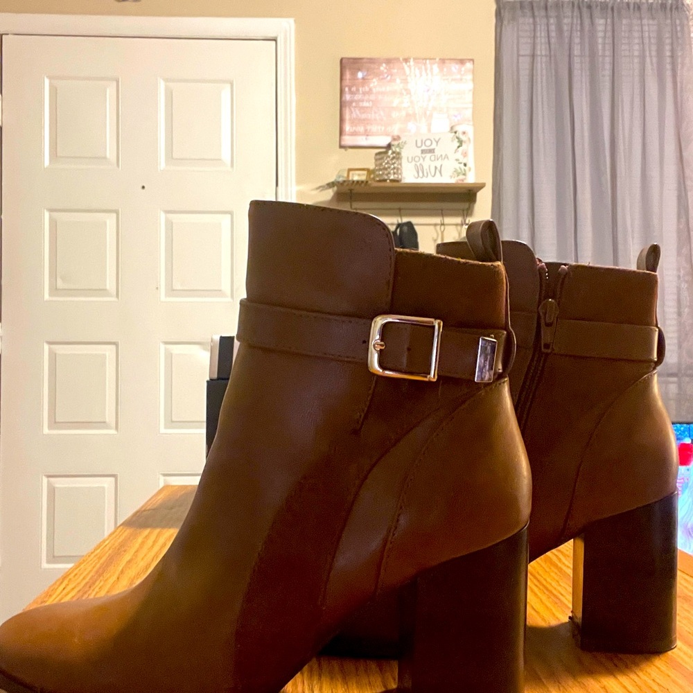 The Limited, Stylish brown ankle boots